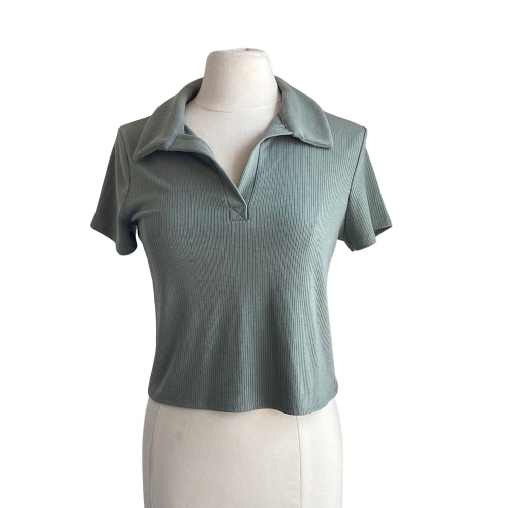 BP Cropped Baby Tee Polo Womens Sz Large Green Ribbed Stretch Cap Sleeve Y2K